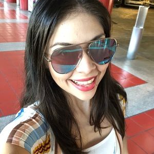 Meet your Posher, Lizeth